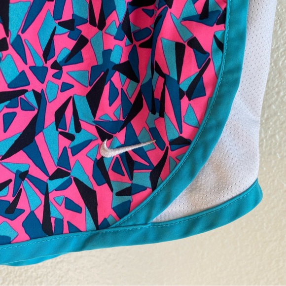 Nike Girls Pink Blue Pattern Athletic Running Shorts Girls Youth Size Large - Picture 7 of 8